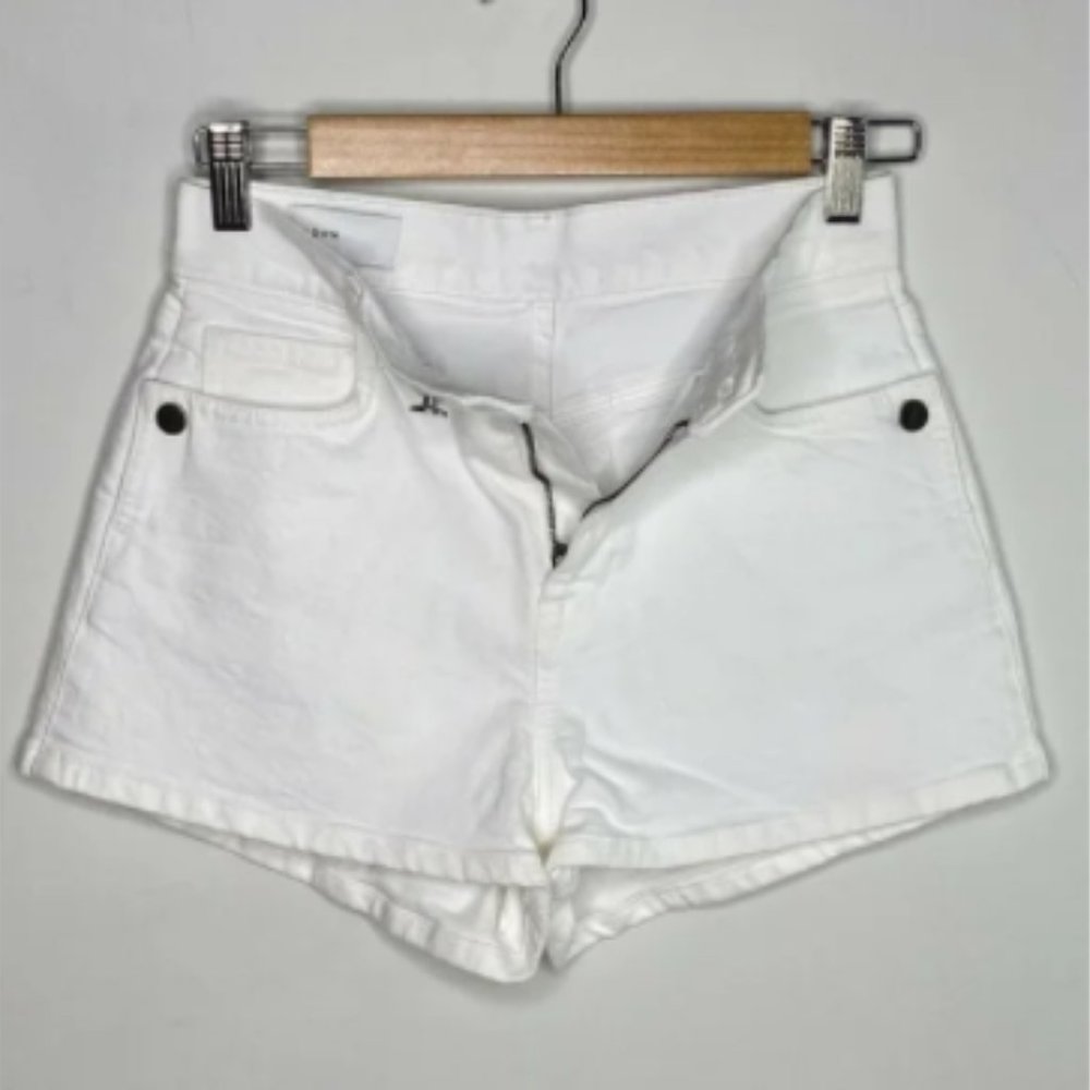 Brie High Rise Short Pure White Size 25